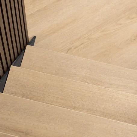 Floer Trap Overzettreden - Bruin Eiken Stootbord